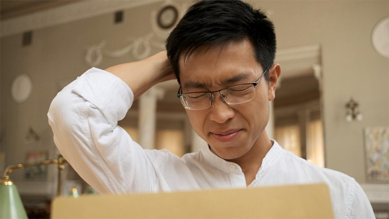 Các dấu hiệu cơ thể thiếu năng lượng thường được quy cho áp lực công việc, stress hoặc thiếu ngủ