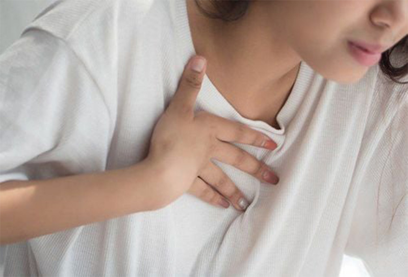 Câu hỏi tim đập nhanh có sao không cần xem xét nghiêm túc khi nhịp tim tăng kể cả trong lúc nghỉ và kéo dài dai dẳng