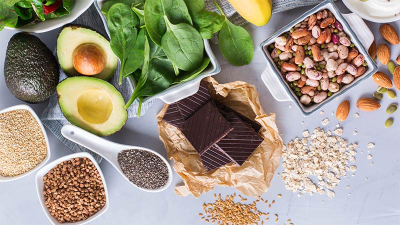 Chế độ ăn thiếu các vi chất dinh dưỡng như magie dễ dẫn đến các dấu hiệu thiếu năng lượng