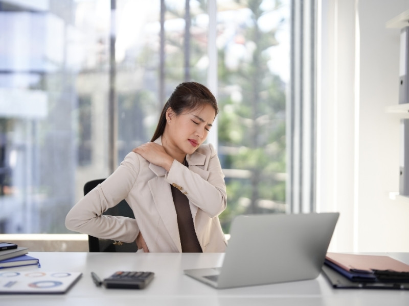 Người làm việc trí óc cường độ cao, căng thẳng kéo dài