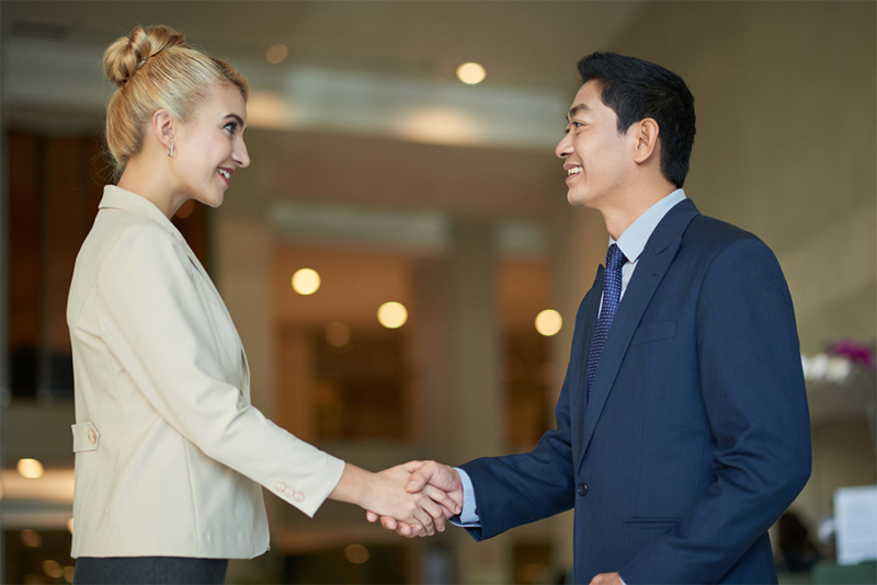 Quà tặng doanh nghiệp liên quan đến sức khỏe nên truyền tải được thông điệp đồng hành dài hạn